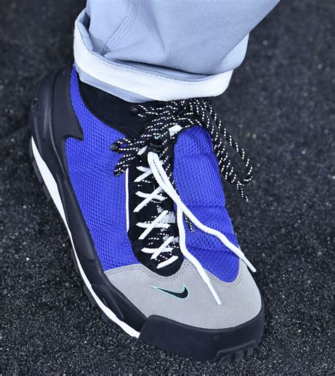 nike schaatspak|Nike x Sacai blue.